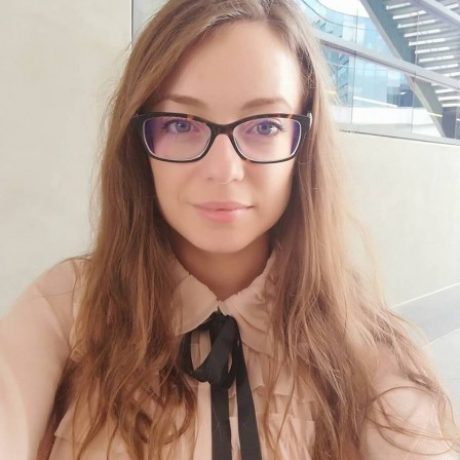 Profile picture of Raluca V.