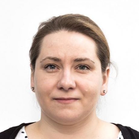 Profile picture of Loredana Maghiar